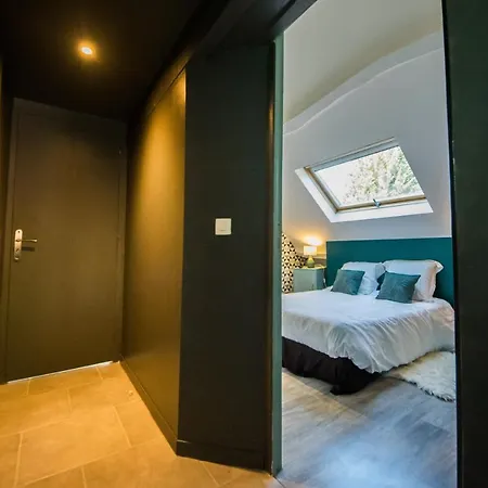 Apartment Mise Au