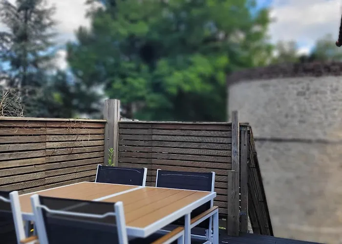 Mise Au Apartment Bruyeres-et-Montberault